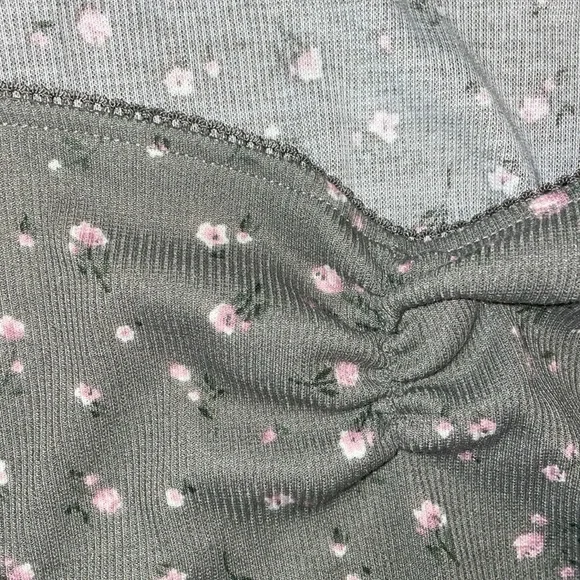 Green floral tight fitting dress - Picture 4 of 5